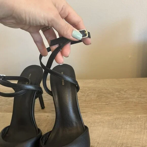 Pretty Little Thing Strappy Heels Shoes - Picture 5 of 15